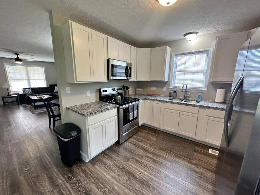 Suite 2 Butler Экстерьер фото